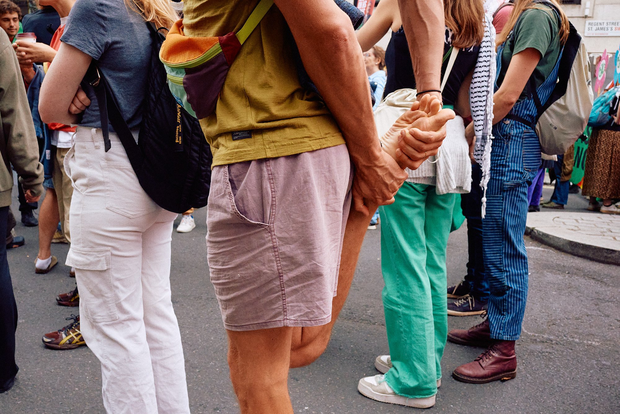 Steet Photography London | Foot Cramps