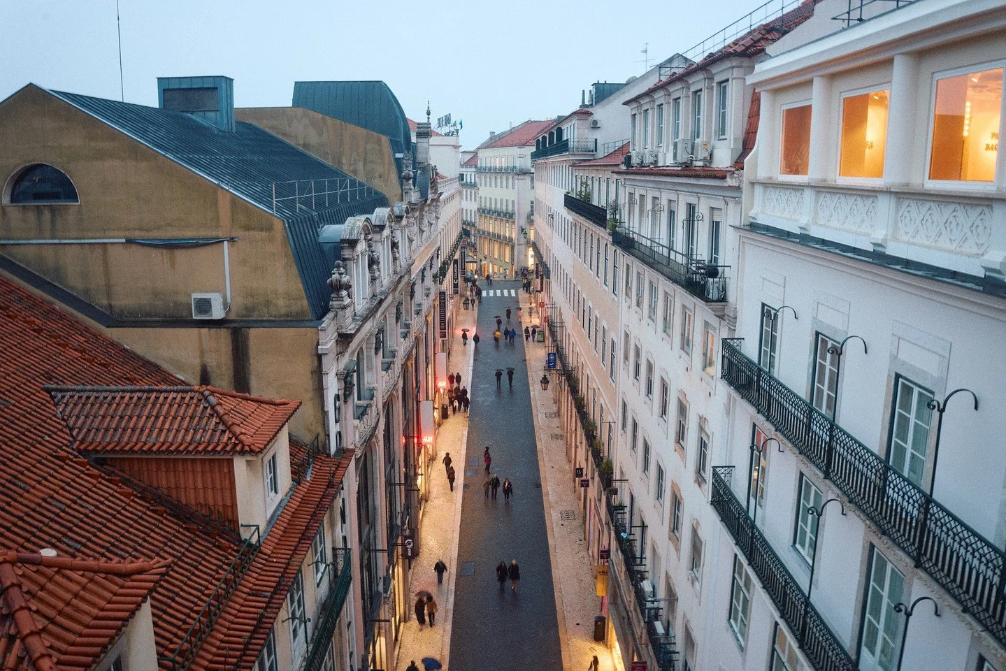 Lisbon streets

#streetphotography 2025
