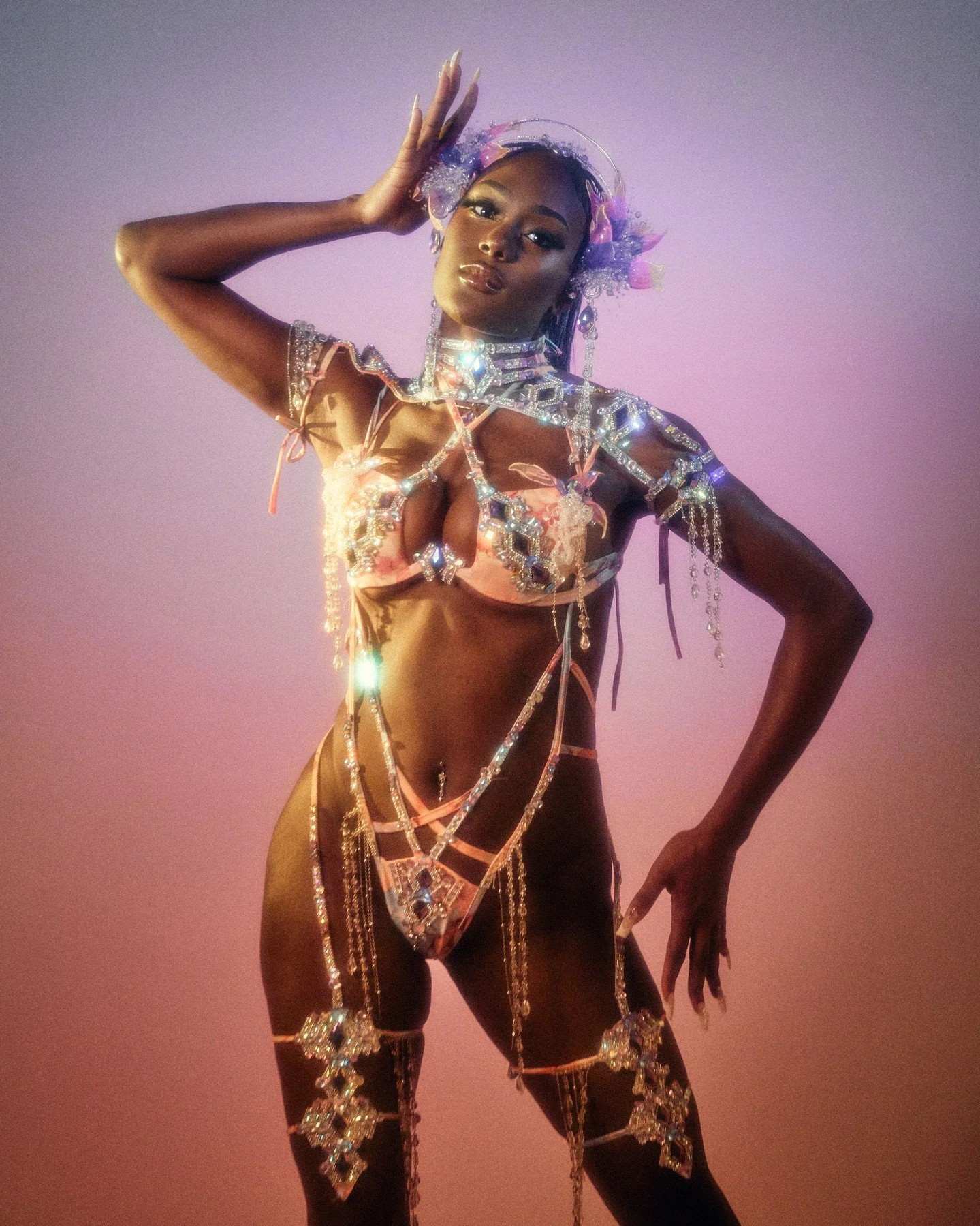 Carnival

Models @juicymyss + @simone.amanda
Lighting Assist @igleamiglow
Studio @cloudtheorystudio

#NottingHillCarnival @nhcarnivalldn