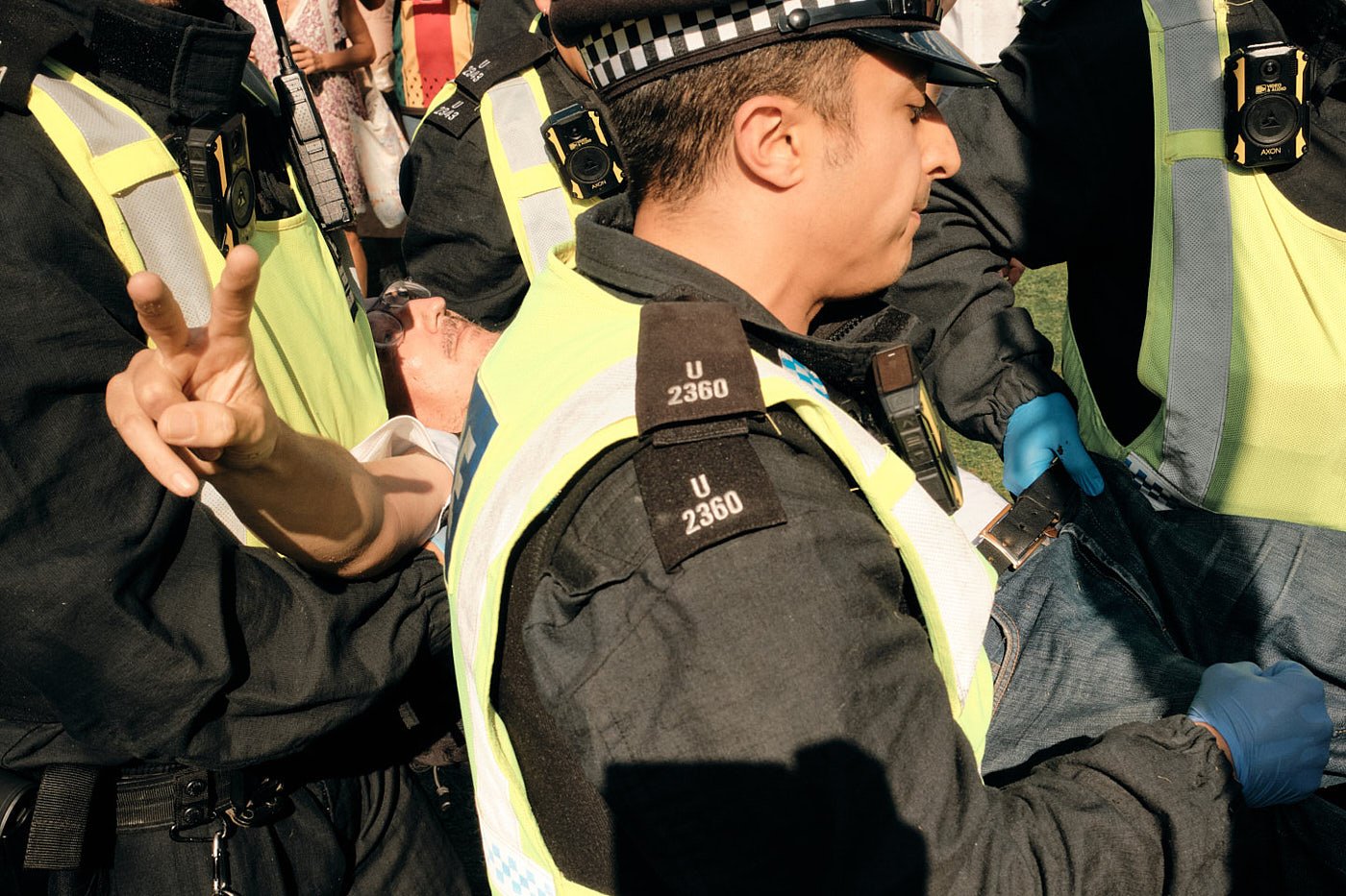 Street Photography | Peace, then Police | London, UK
