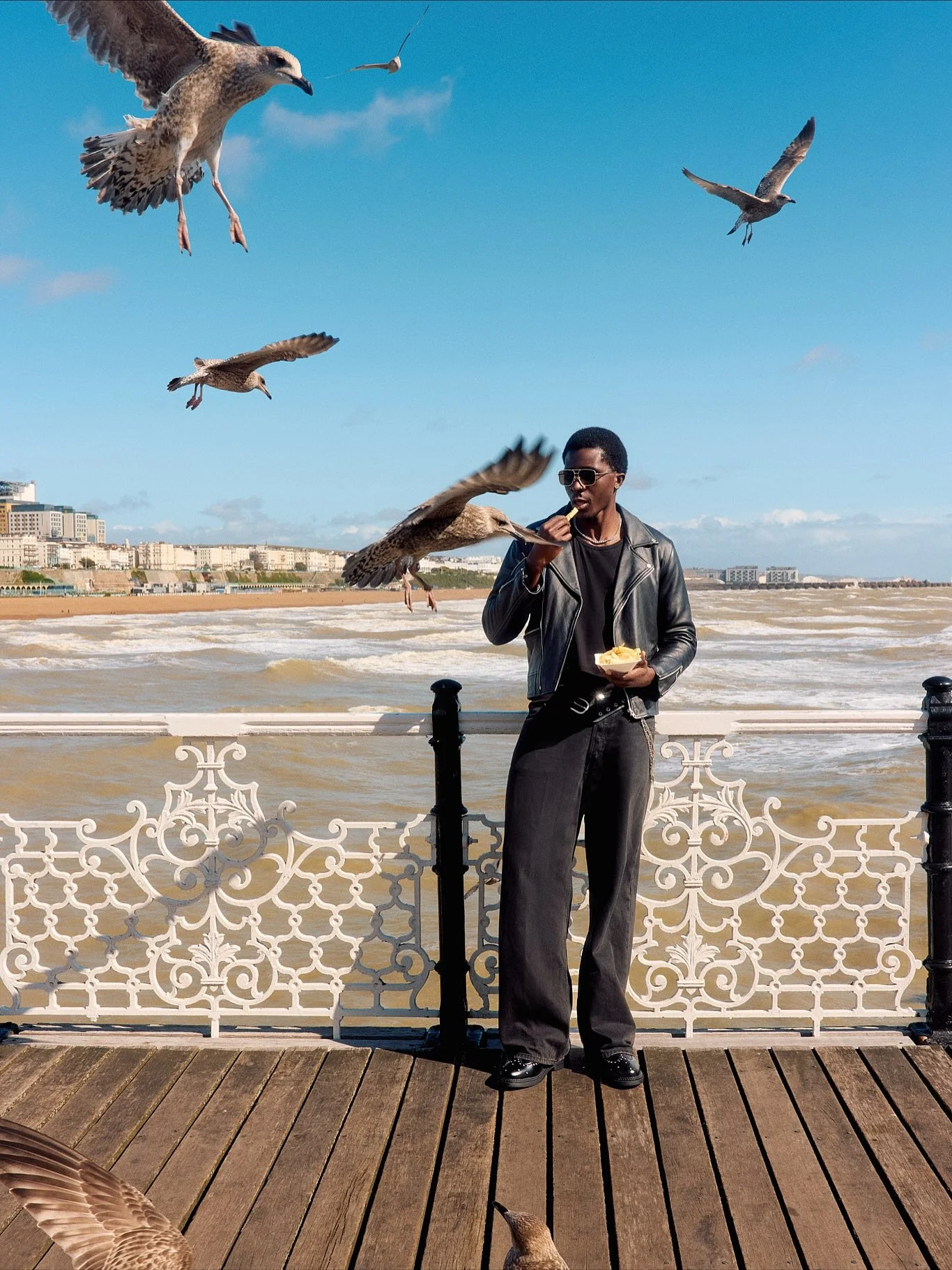 &ldquo;An Ode to British Summer&rdquo; for @therakishgent 

A tribute to Britain&rsquo;s endless chase for fleeting sun. Summer fades, but the longing for warmth never does.

Photography and Creative Direction @kobyphotography
Model @wylanamah of @bo
