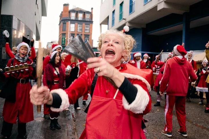 Santa Claus is coming to town!!

Merry Christmas 🎅🏼

#santacon #streetphotography 2025