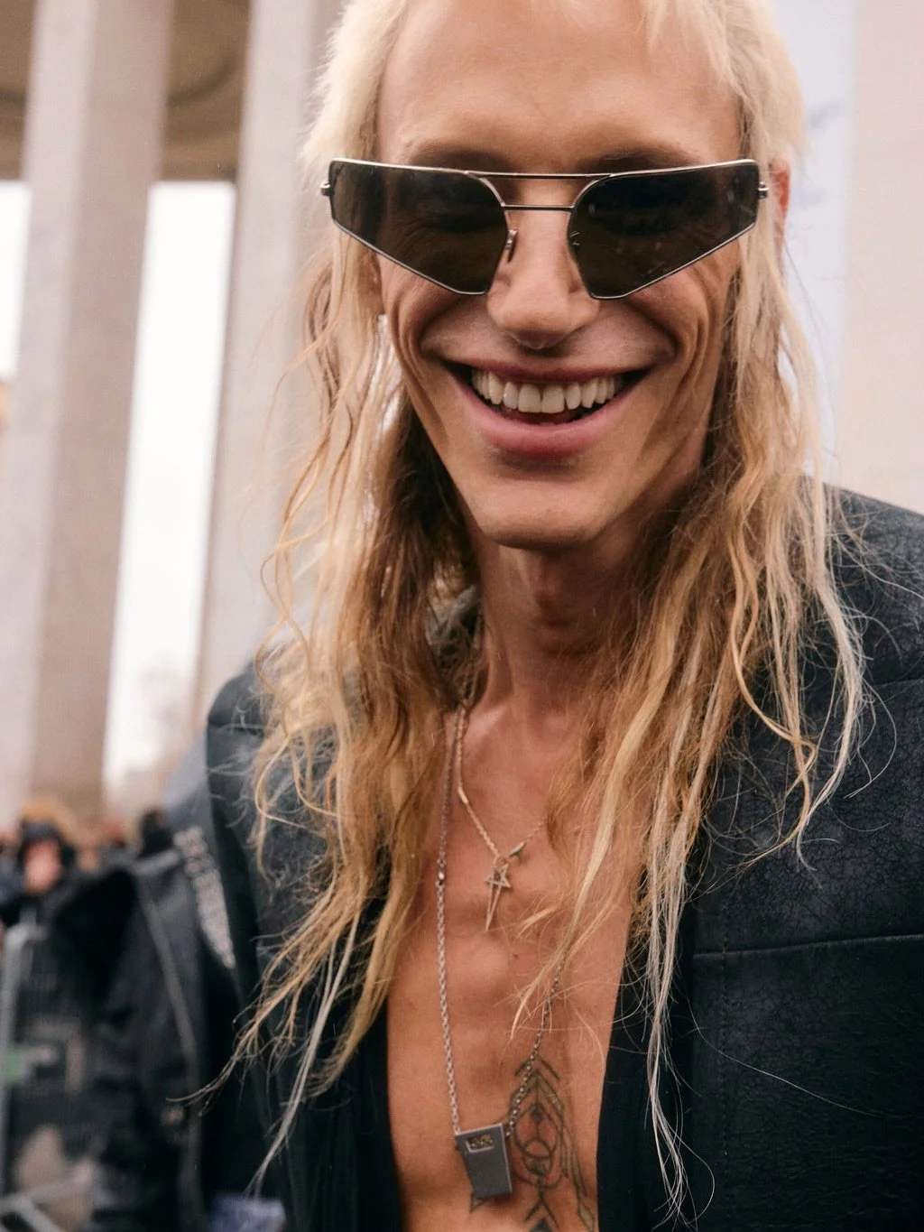 Paris Fashion Week for @lemile

&ldquo;OUTSIDE THE SHOWS&rdquo; Menswear FW26

#streetstyle #streetfashion #parisfashionweek #pfw #lemile @parisfashionweek