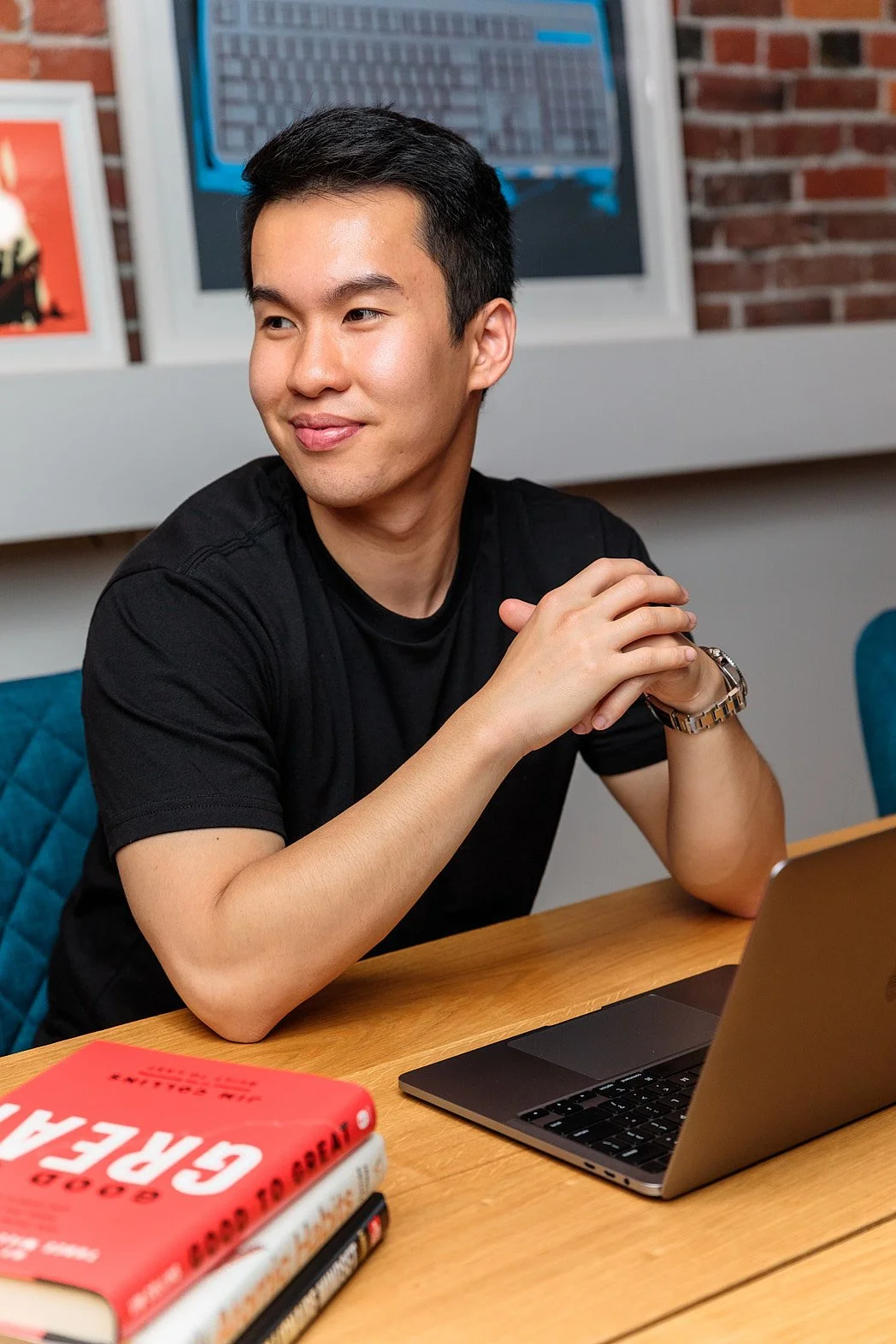 Personal Branding Photographer London | Seated eCommerce Coach Portrait