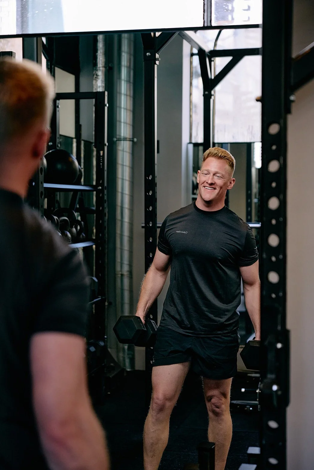 Dating Photographer London | Mid-Workout Mirror