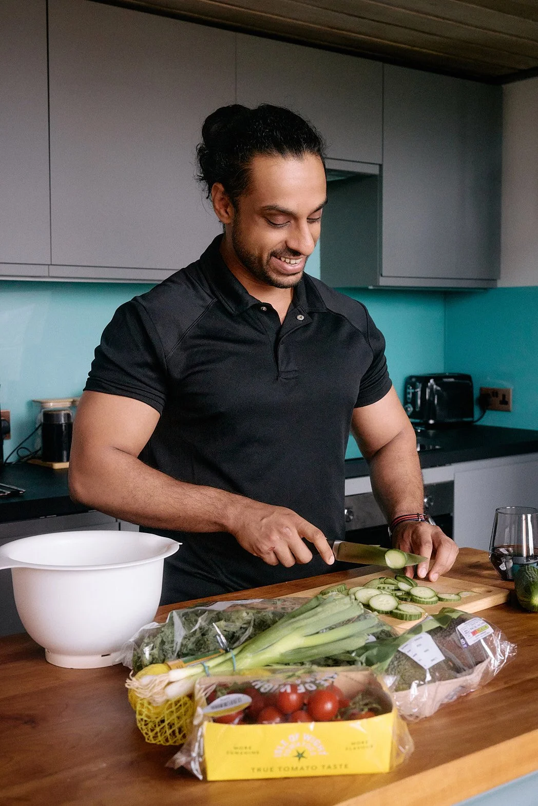 Dating Photographer London | Candidly Cooking