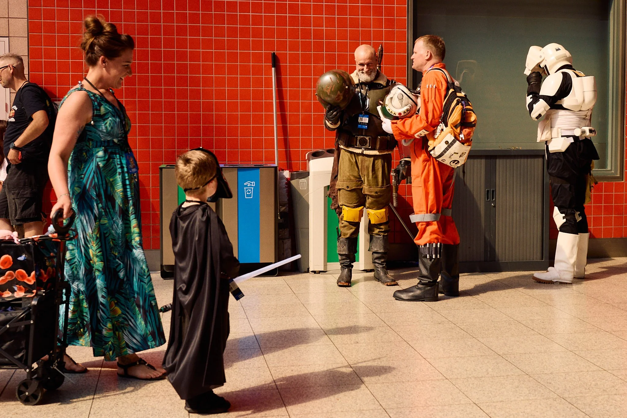 Street Photography London | Star Wars Confrontation at ComicCon