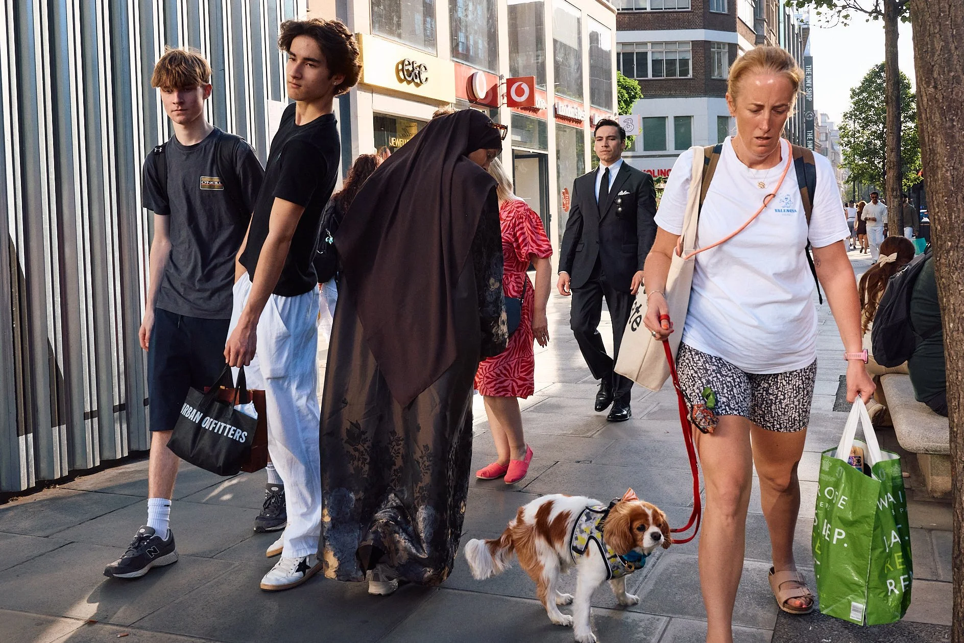 Street Photography London | Dog Walker and Impatient Squeeze