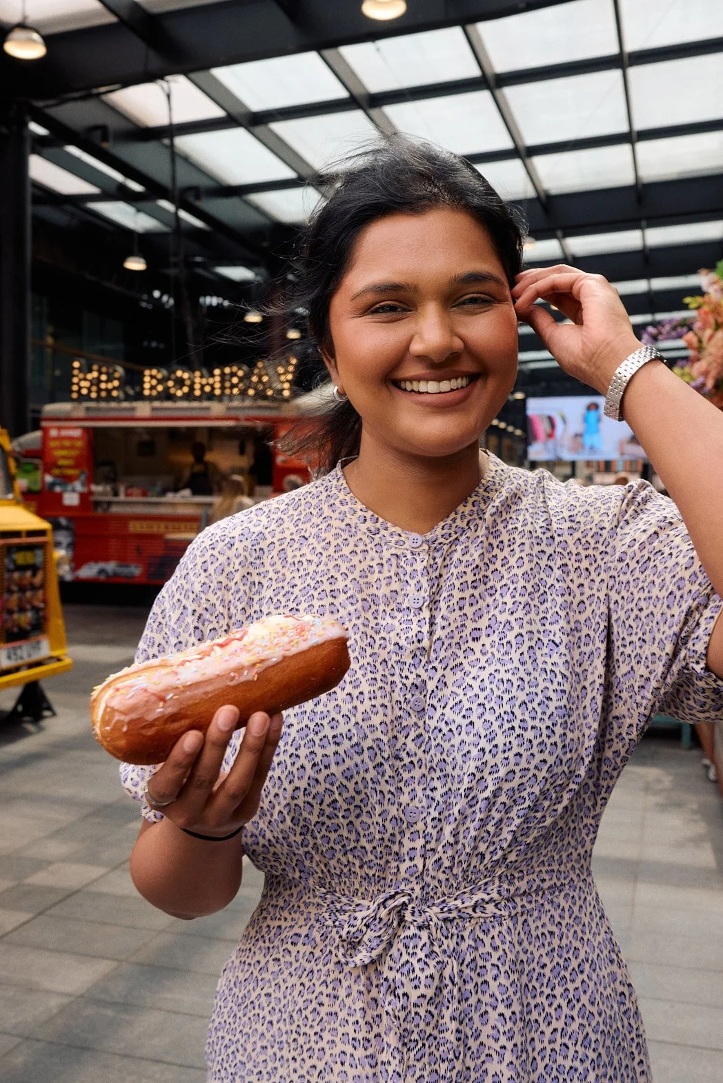 Dating Photographer London | Food Market Doughnut