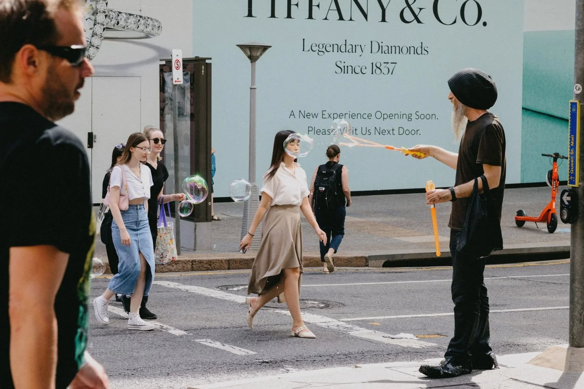 Street Photography | Brisbane Bubbles | Brisbane, Australia