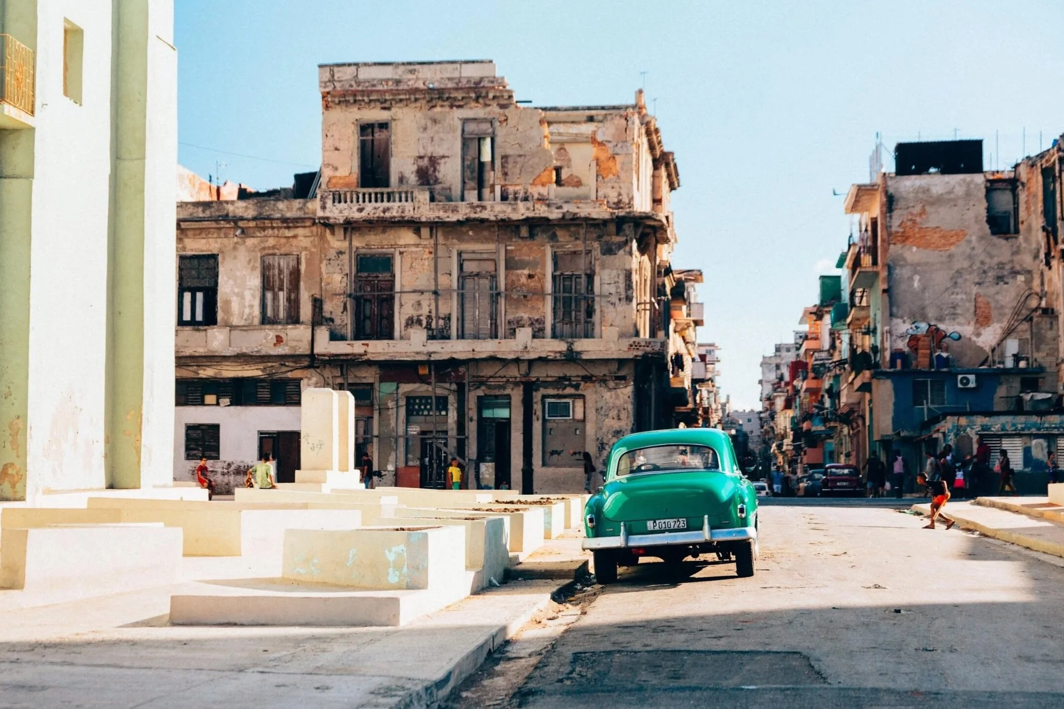 Street Photography: Travel | Emerald Car | Havana, Cuba
