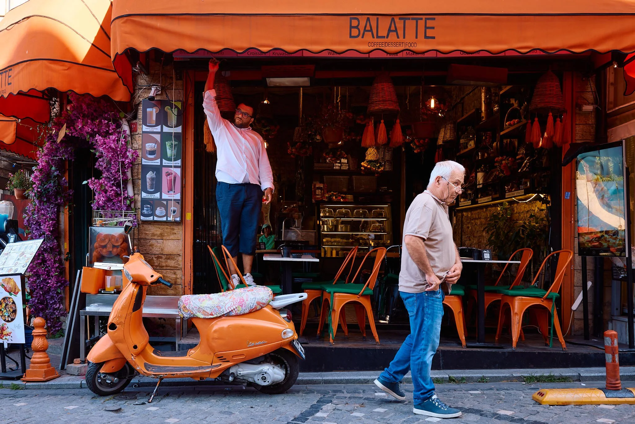 Istanbul | Balat Café and an Orange Scooter