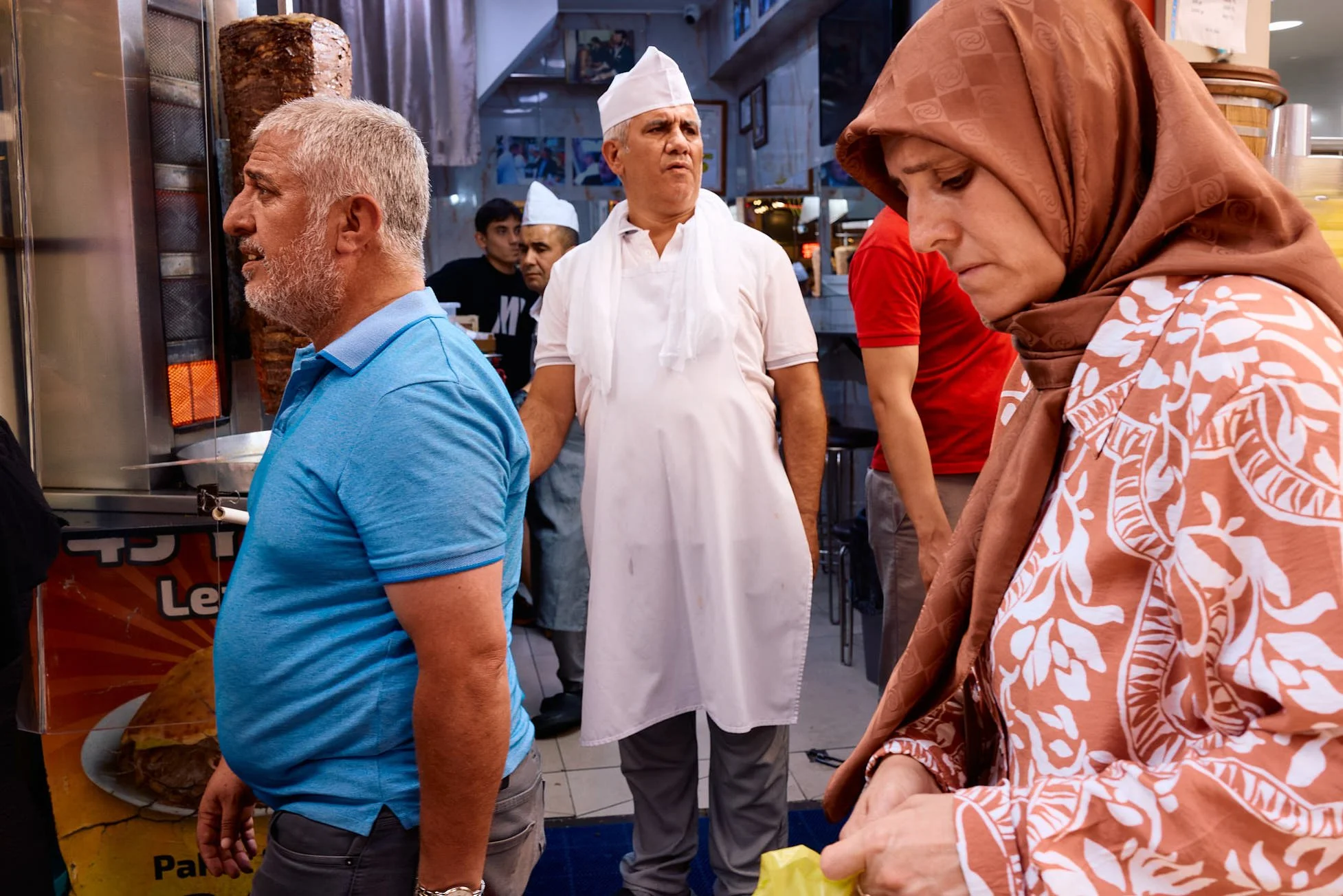 Street Photography Istanbul | Inside the Döner Shop