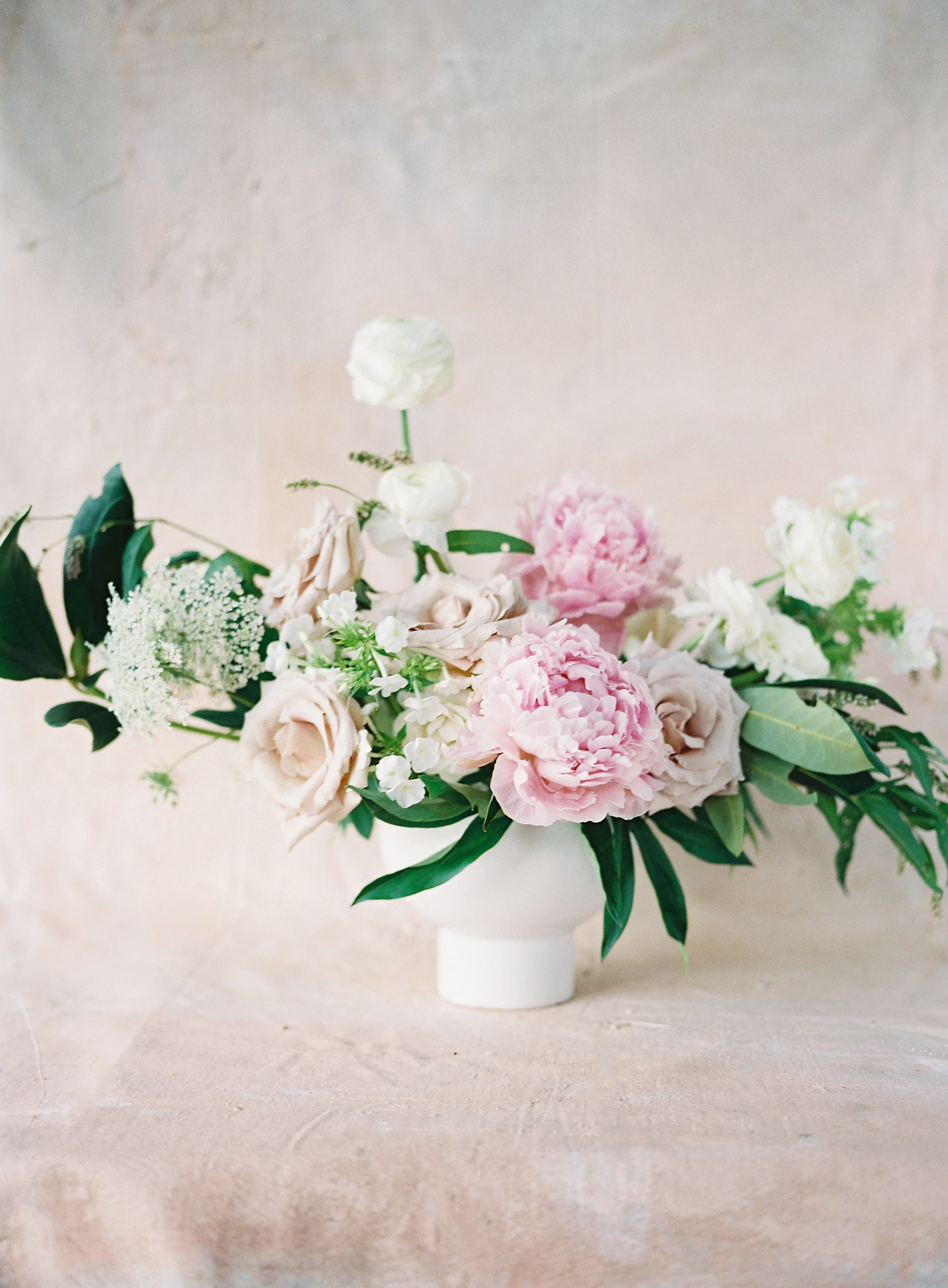 Design: Fields in Bloom Photography: Heather Payne Photo