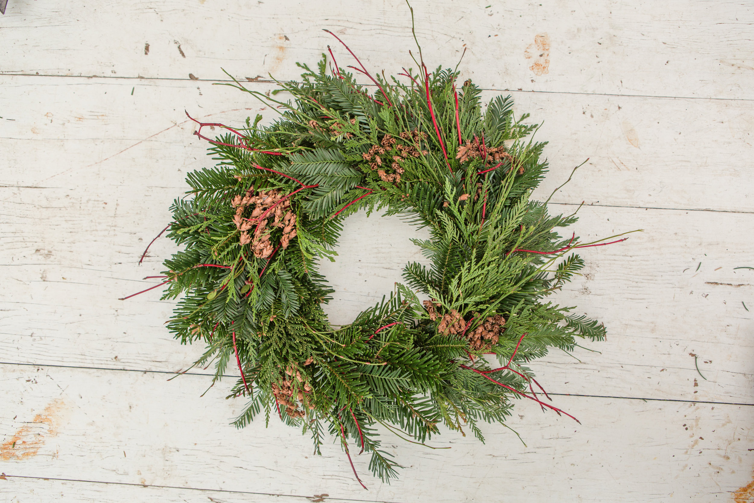 Stop Using A Flimsy Wire Work Wreath Base Reusable Wreath Base Ours Is Easy! Wreath it 