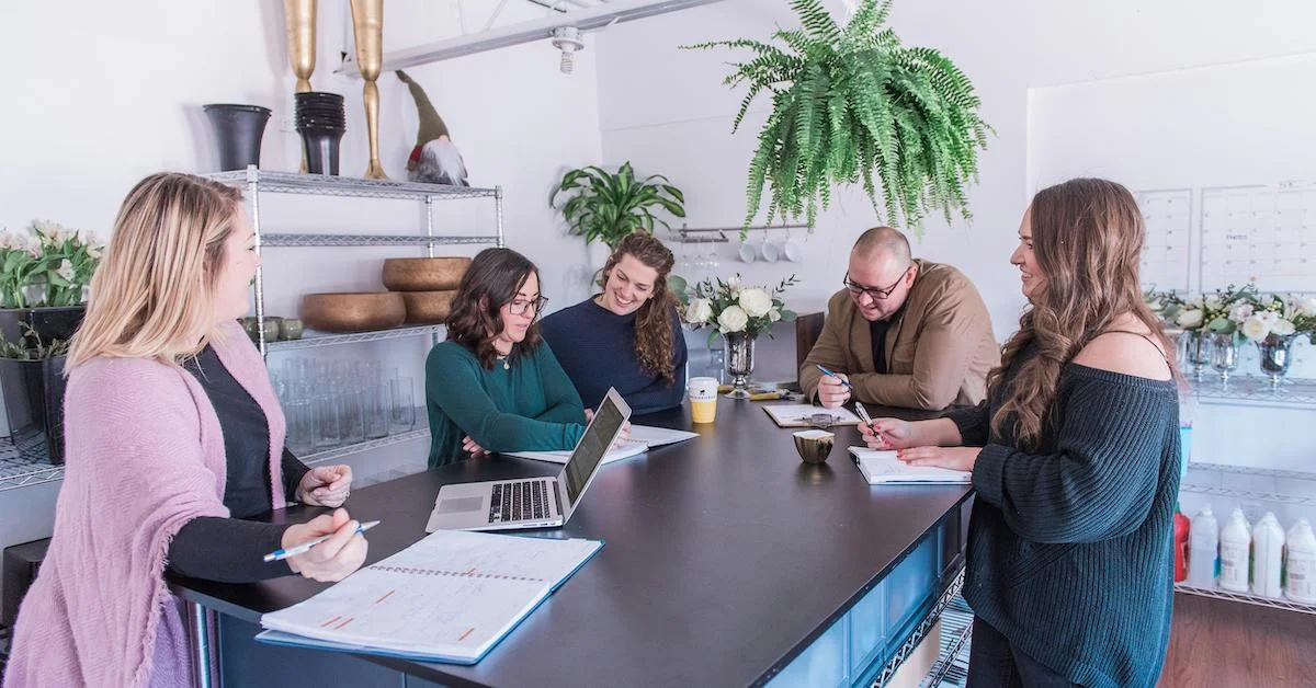 How to Become a Large-Scale Flower Business