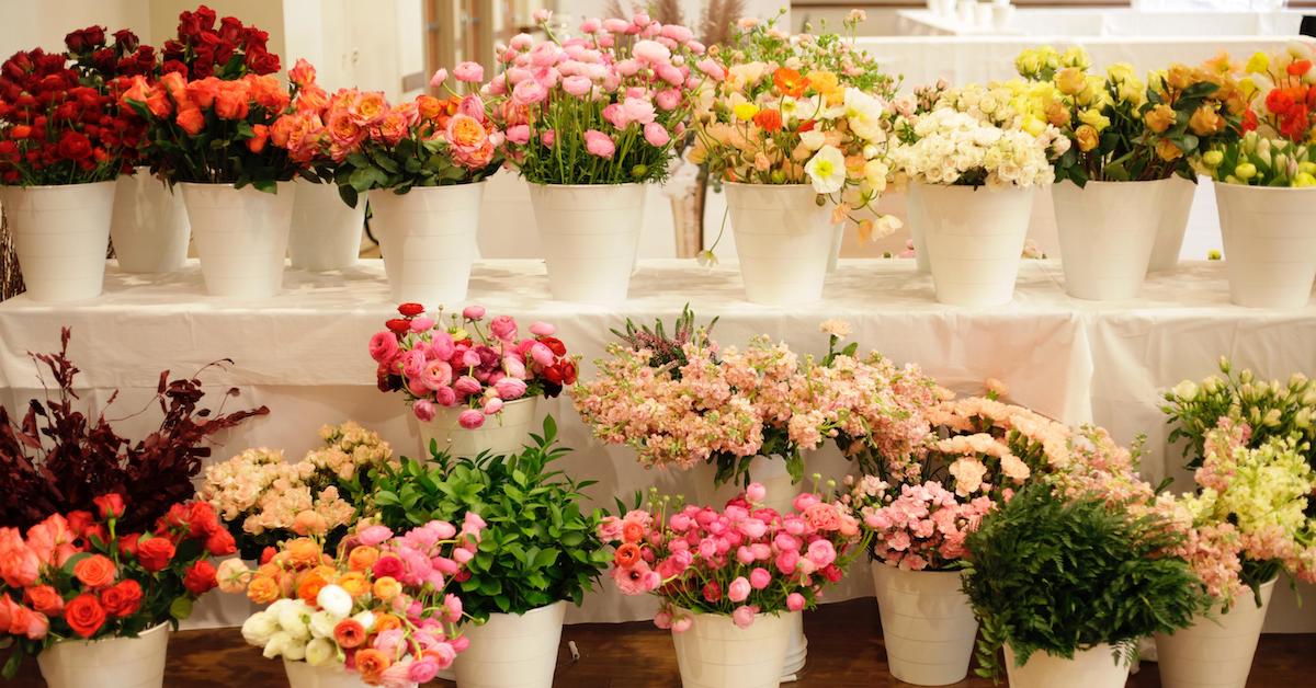 Pricing and Organization Methods with Details Flowers
