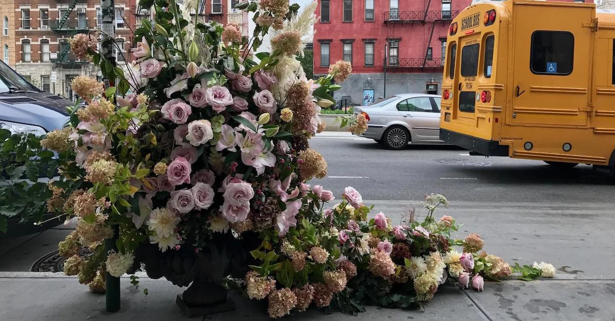 Flower Flash Art with Lewis Miller Design