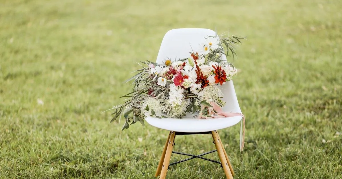 How to Use Floral Client Consultations to Avoid Being Ghosted