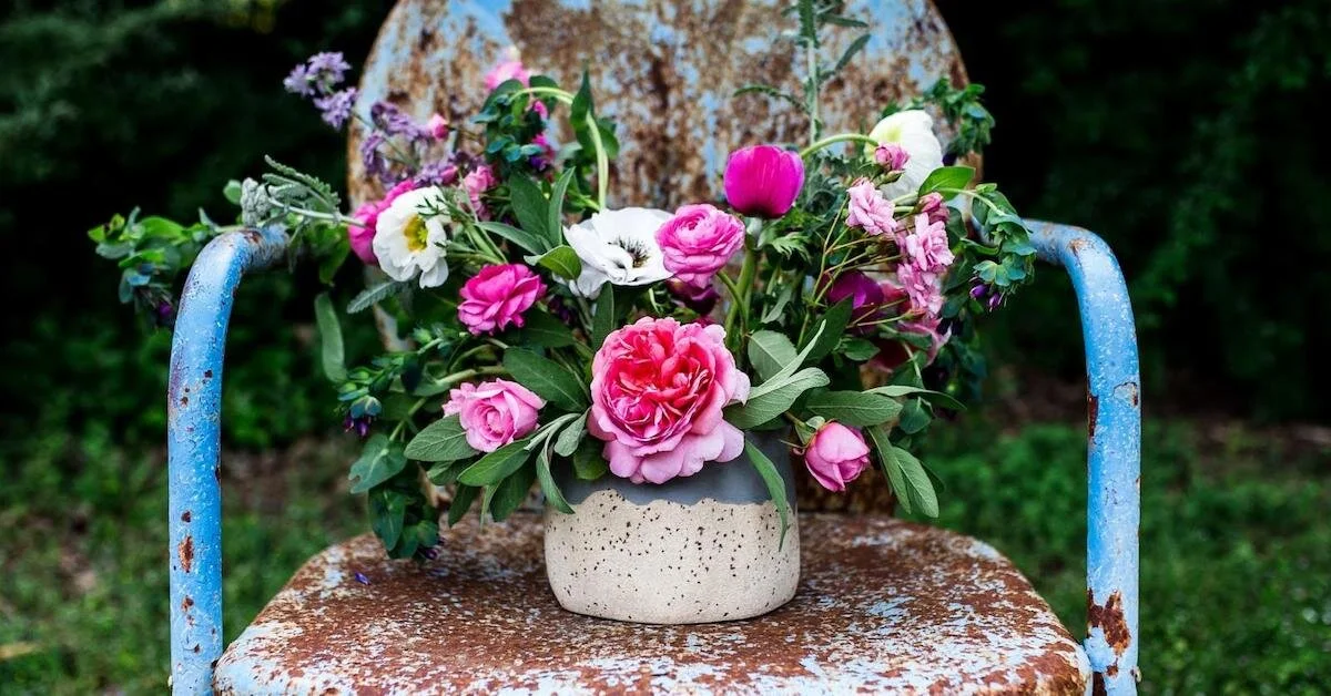 9 Herbs You Should Be Growing for Flower Arranging