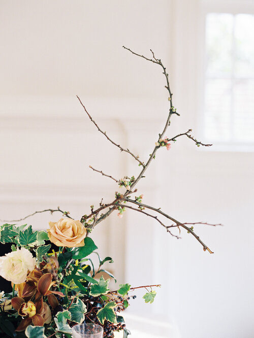 Photography: Nancy Ray Photography  Design: Philosophy Flowers