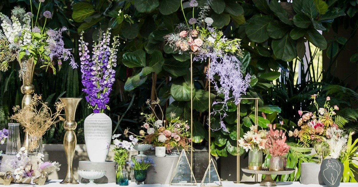 18 Gorgeous Centerpiece Vases And Event Decor Items You'Ll Love