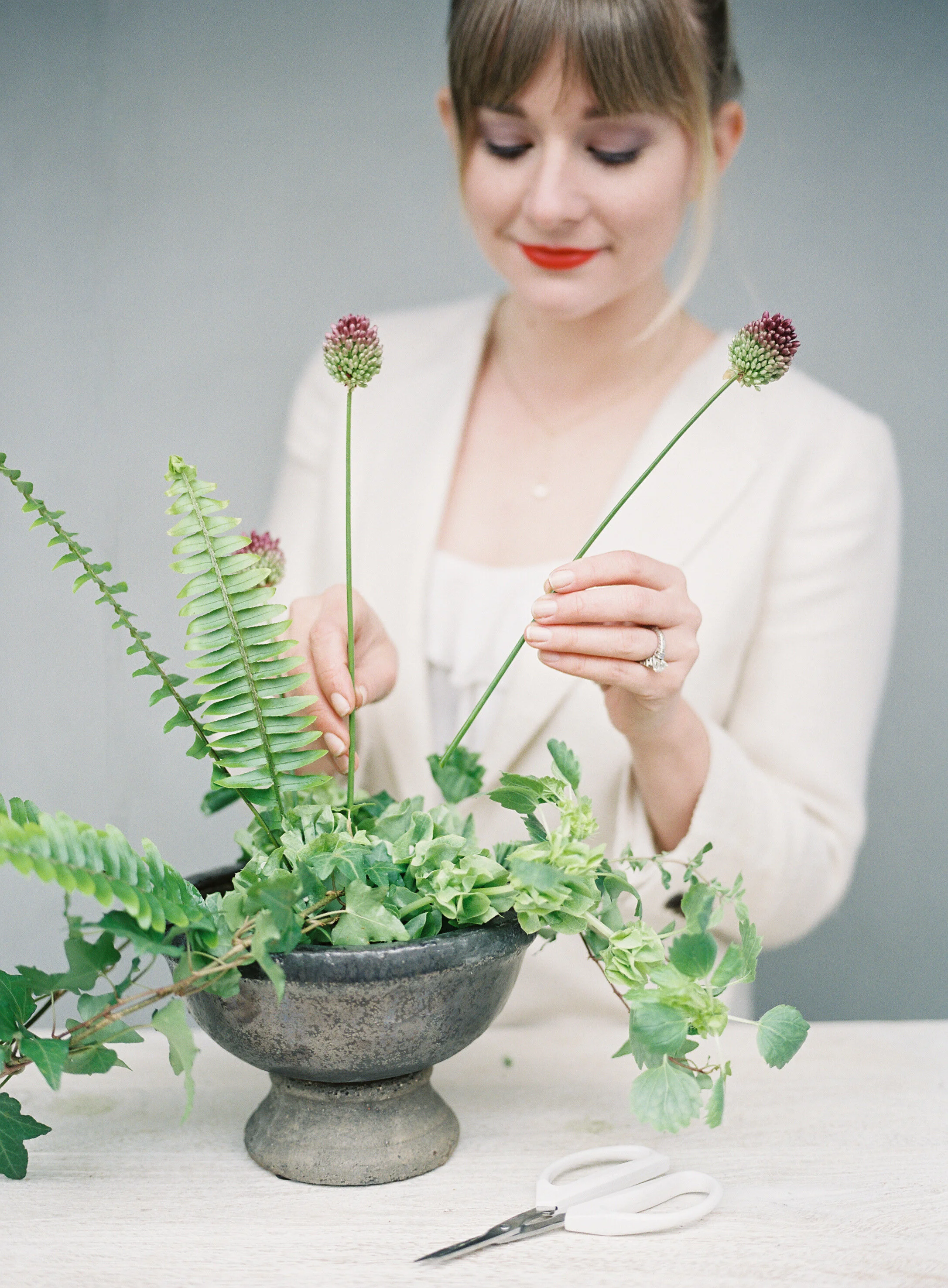 Flower Frogs Your Complete Guide on How to Use—and More