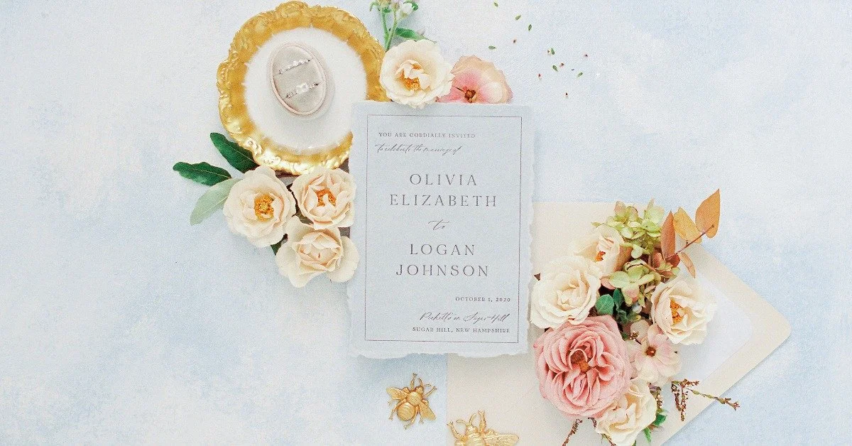 Curating Flat Lays for Social Content