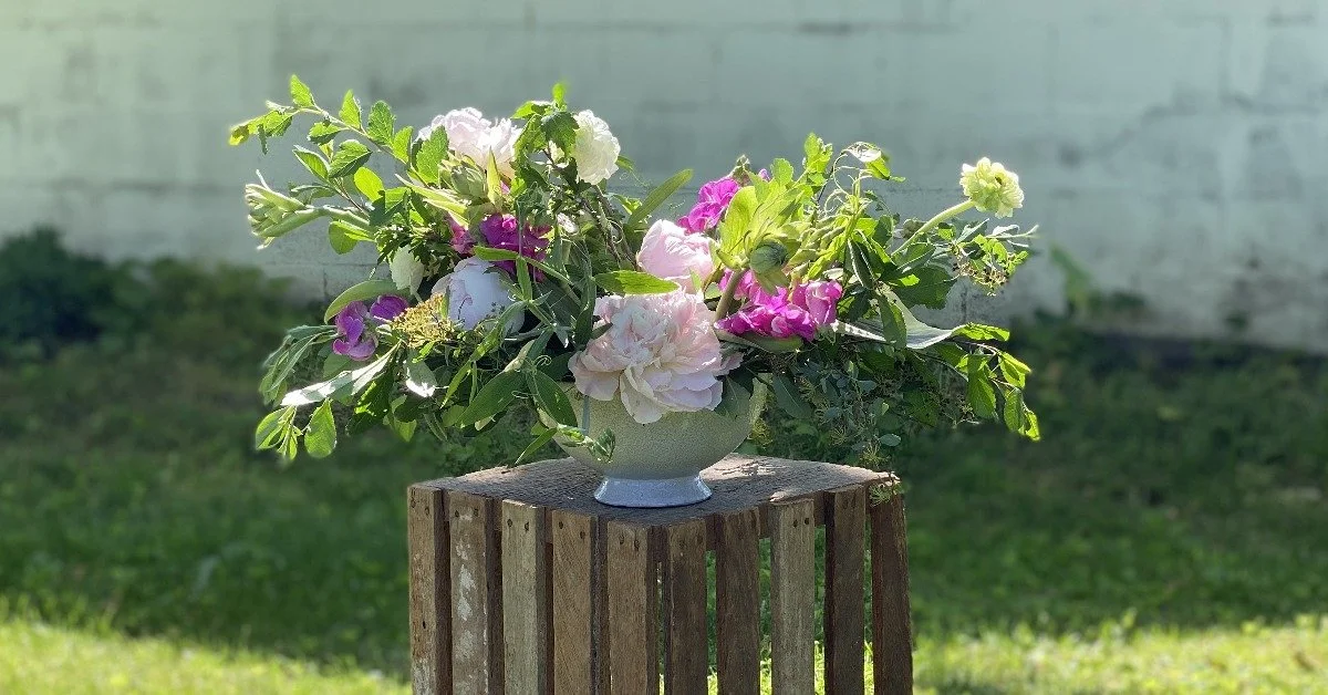 Business Model Highlight: Locally Grown Subscriptions of Love