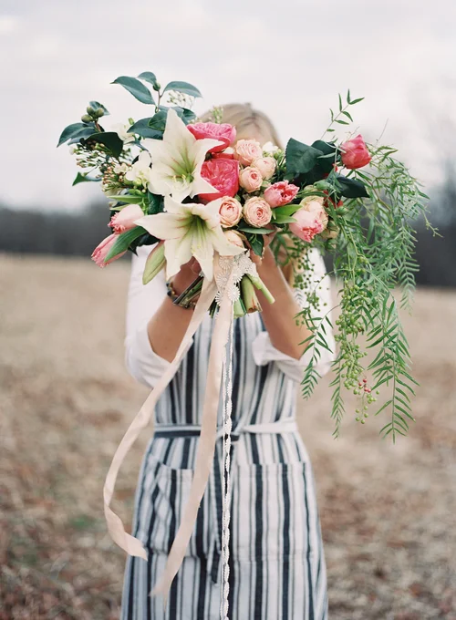 Florist Salary Info: How much do floral designers actually make?