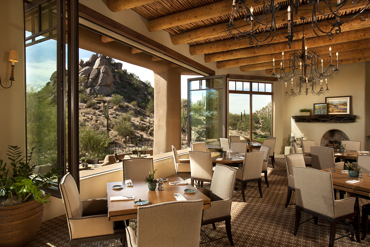 Desert Highlands Dining with Views 1.jpg