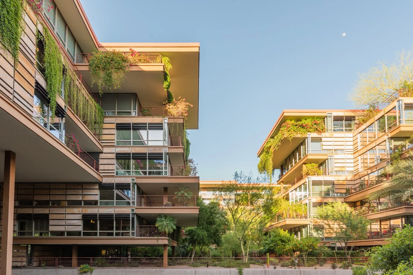 Lifestyle Essentials: Urban Luxury Condos with Walkability, Resort-Style Amenities and Year-round Outdoors