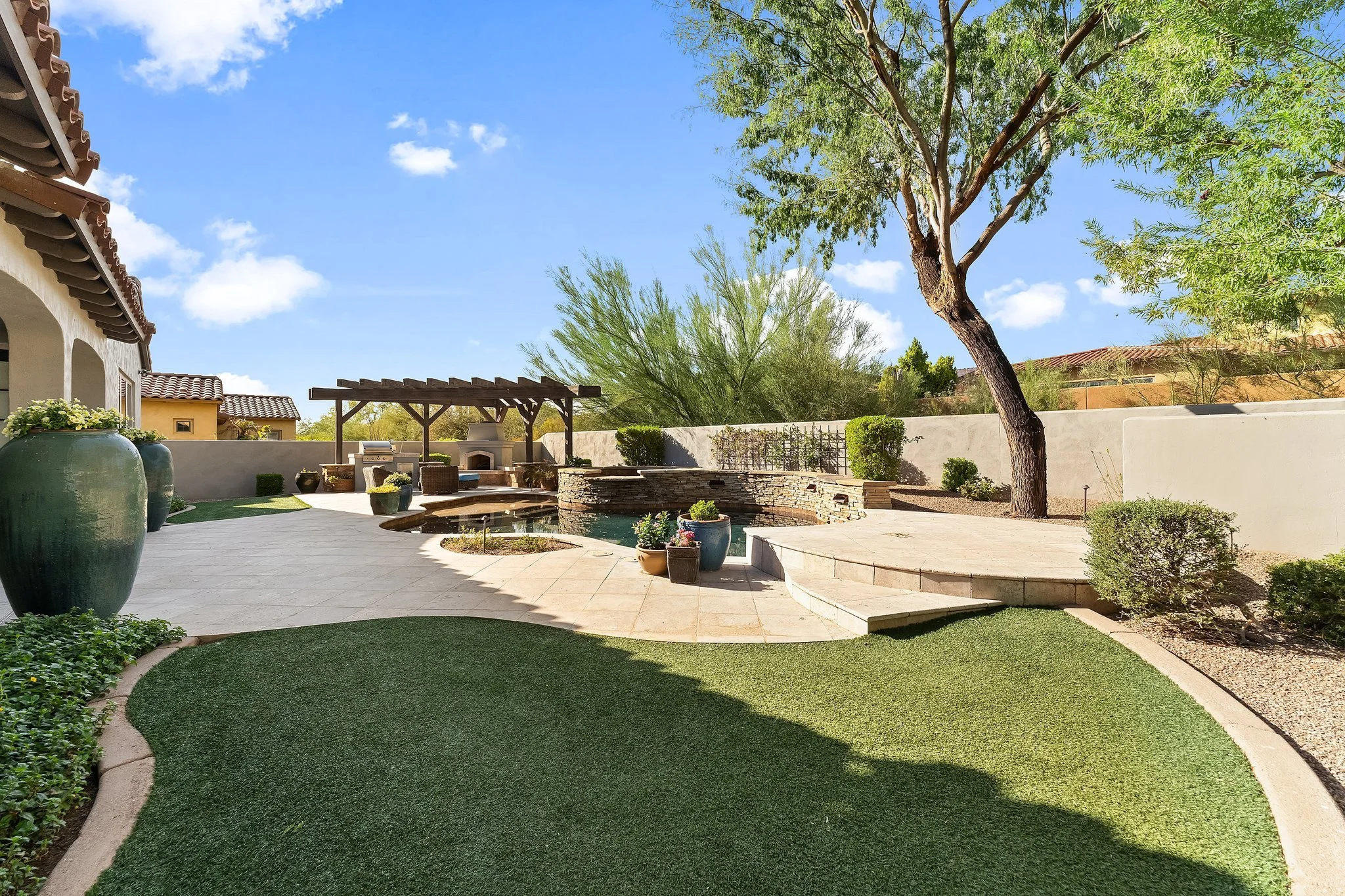 9452 E Heritage — LuxLivingAZ