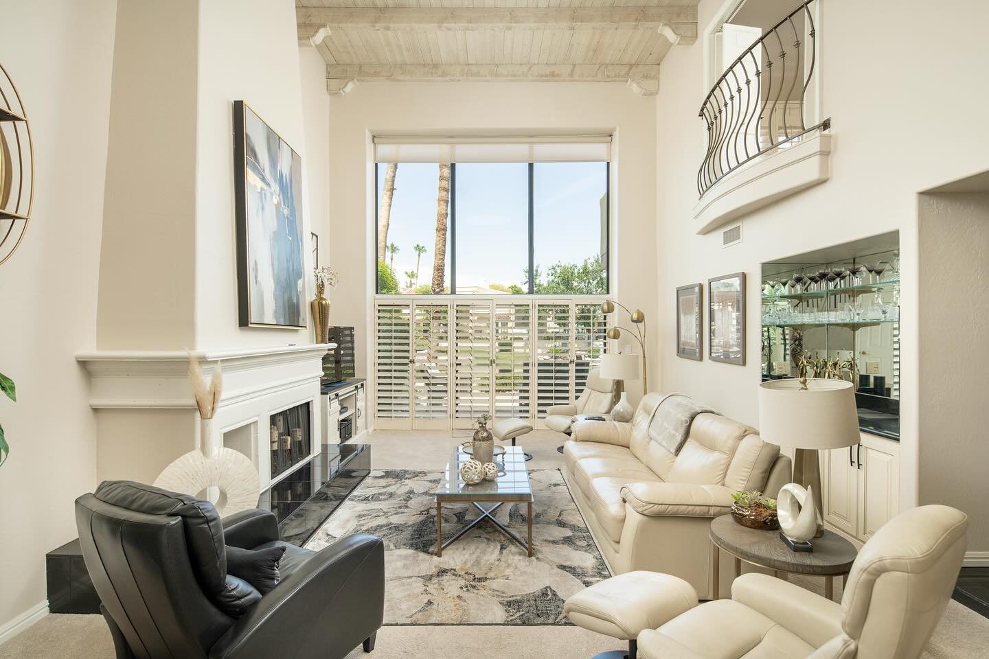 10050 E Mountainview Lake Dr 2, Scottsdale, AZ
2 Beds |  3 Baths | 2,501 SF | $1,195,000

Indulge in resort-style living in Mountainview Lake Estates, an exclusive gated enclave of 68 gated townhomes with a charming Spanish Colonial ambiance, lush la