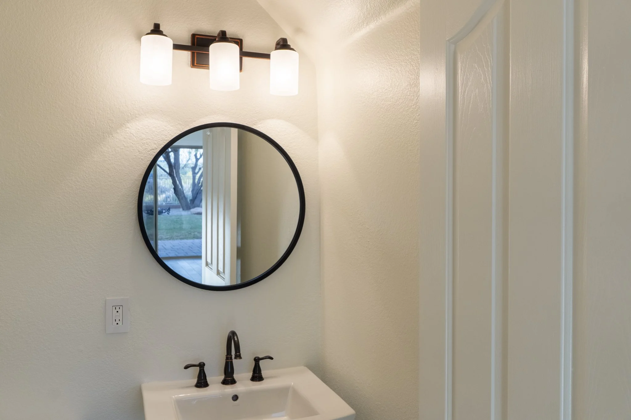 LowRes 4558 E Coyote Wash Dr-09.jpg