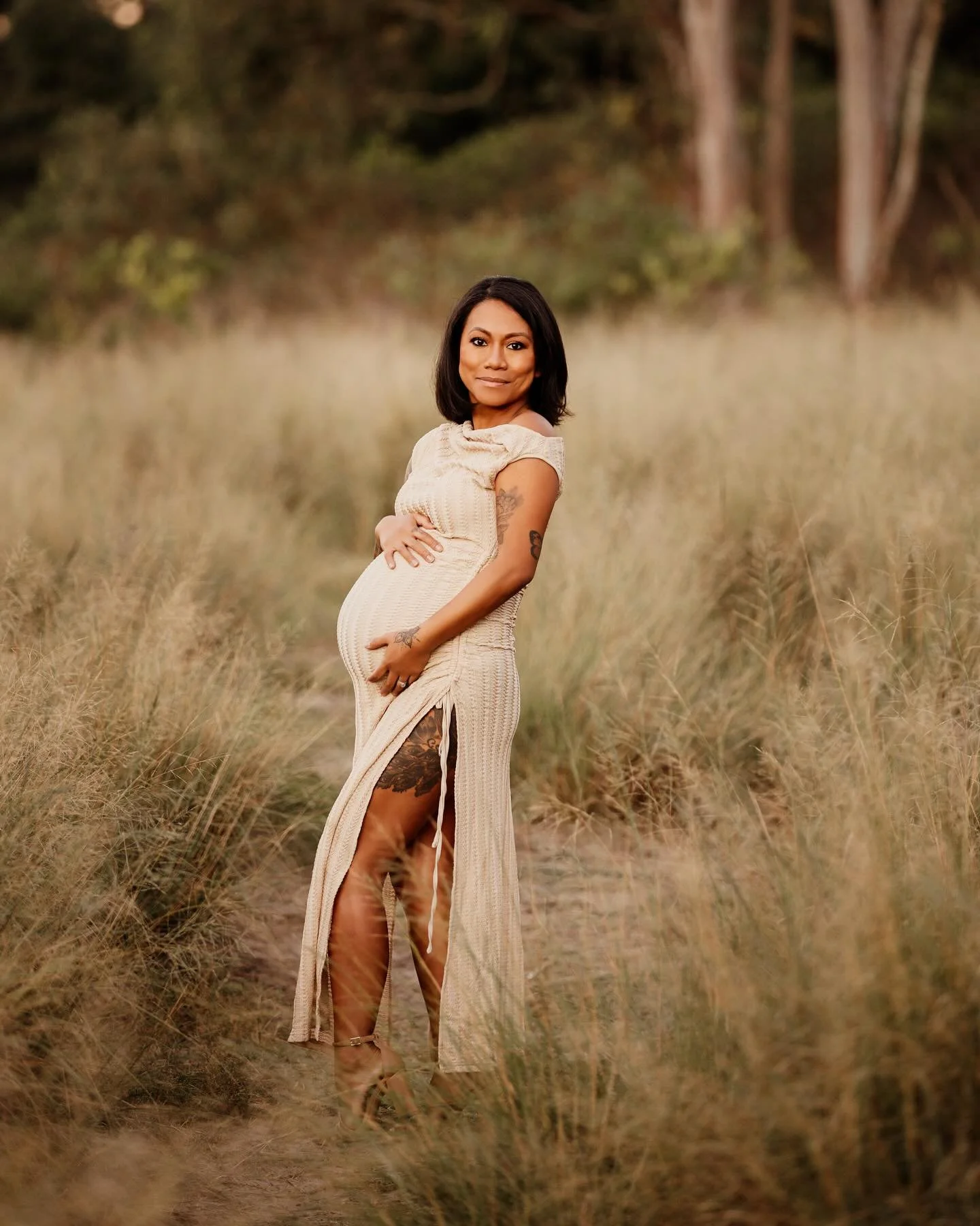 Beautiful moments together, before they became three. ✨
#sydneymaternityphotgrapher #newcastlematernityphotography #newcastlenewbornphotography #newcastlefamilyphotographer #huntervalleyphotographer #sydneyfamilyphotographer