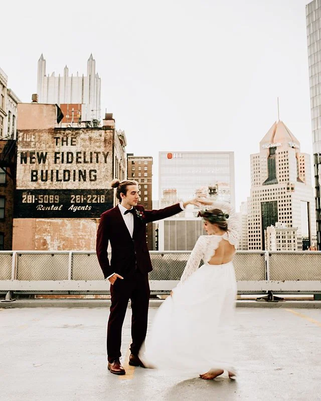 “You spin me right round, baby
Right round like a record, baby
Right round round round.” 🎶 
Okay so I wanted to come up with a better caption, I really did. But this won’t leave my head so it is what it is.