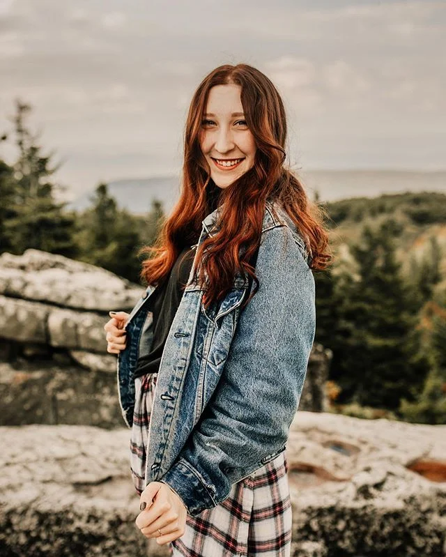 Life is for real crazy right now. I really don’t recall a busier time in my life and thank goodness for Google Calendar for helping me keep everything straight. The last month has been amazing, and God is so faithful. Even when I feel overwhelmed, I feel at peace. When I am stressed, I am still free. Even when I feel like I’ll never catch up, I am content. And when I am ready for a 12 hour nap, I still feel energized to live out God’s will—wherever that takes me. Perspective is important. • • •
“You’re the summit where my feet are.” 🏔