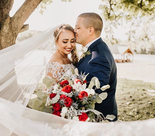 Dani & Matt are married, and it couldn’t have been more perfect. ☺️ So happy for these two!! So thankful to have been there to capture this day. ❤️