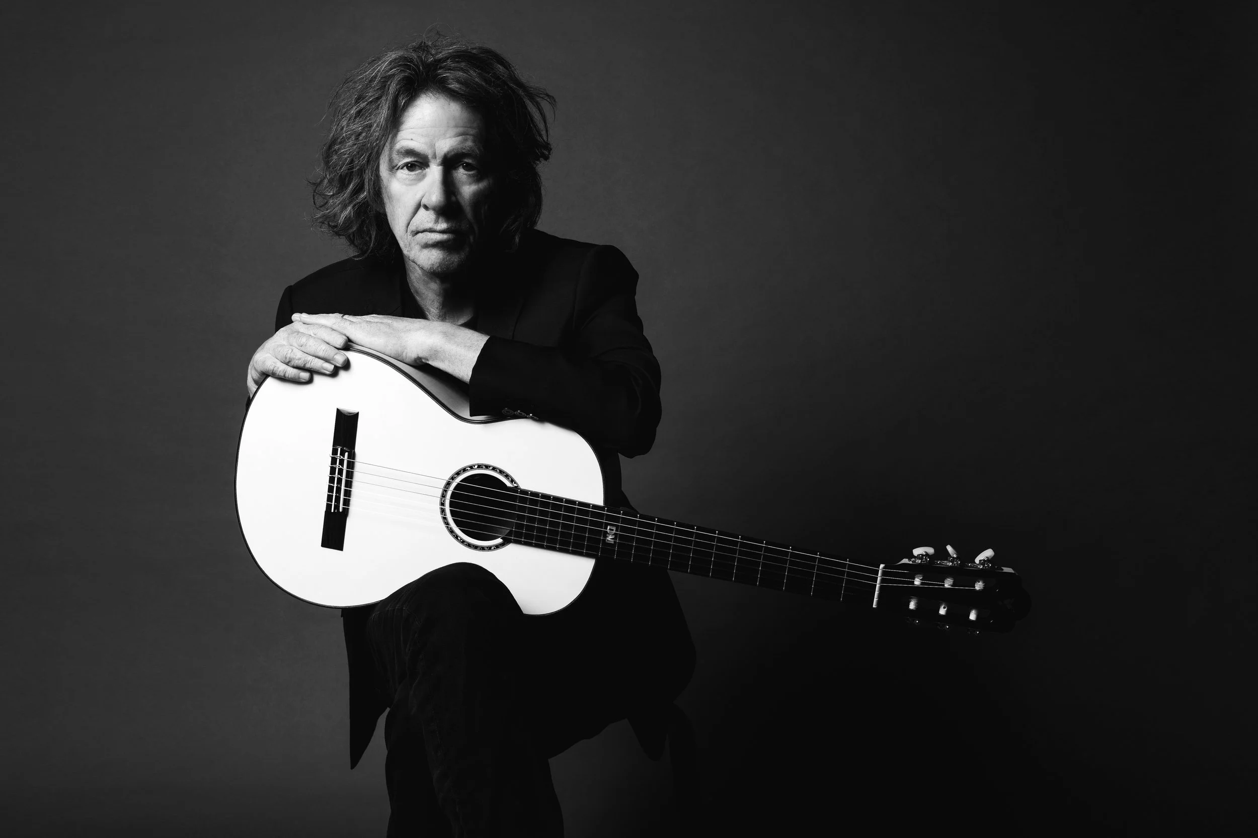 Dominic Miller 2023 - 35 PRINT www.christophbombart-photographycom.jpg