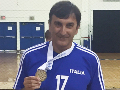 Gianfranco Nardulli Non posso che scrivere per ringraziarvi tutti di avermi rimesso in campo in soli 4 mesi e permettermi di dare il mio contributo alla medaglia d'oro nel volley over55 agli American Master Games di Vancouver. Senza il vostro aiuto non ce l'avrei fatta .... un abbraccio a tutti e a presto !! In cura presso: Top Physio Roma Eur