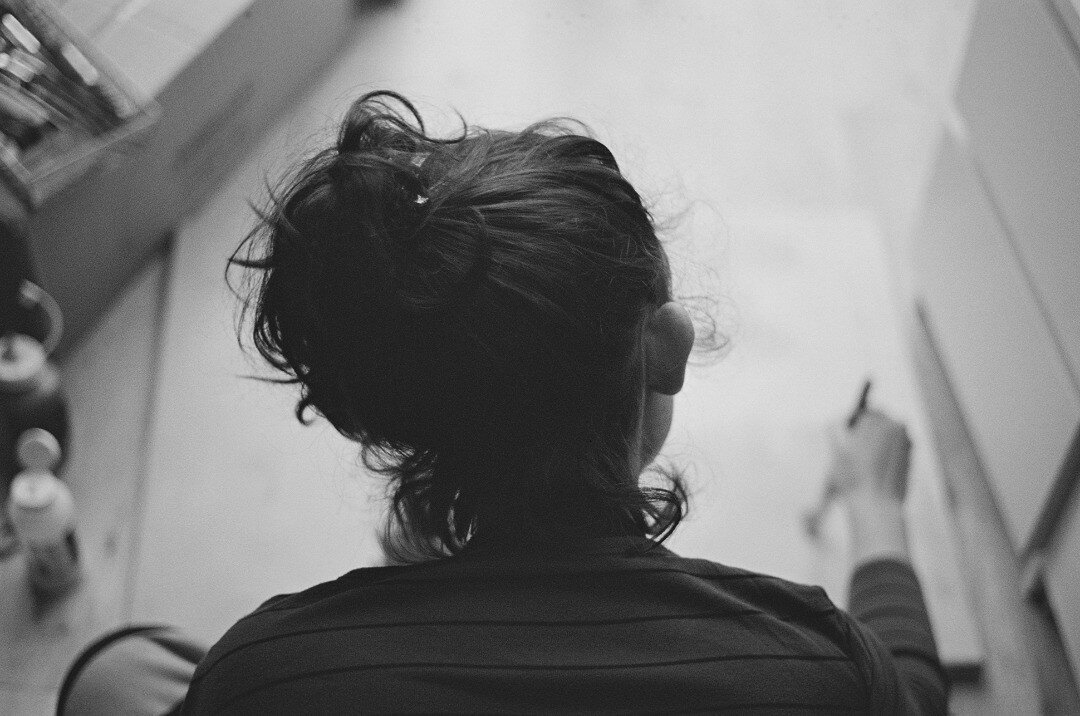 Doing some art last spring in the new house

@cioconnor 
.
.
.
#Olympus #OM1 #XP2 #35mm
