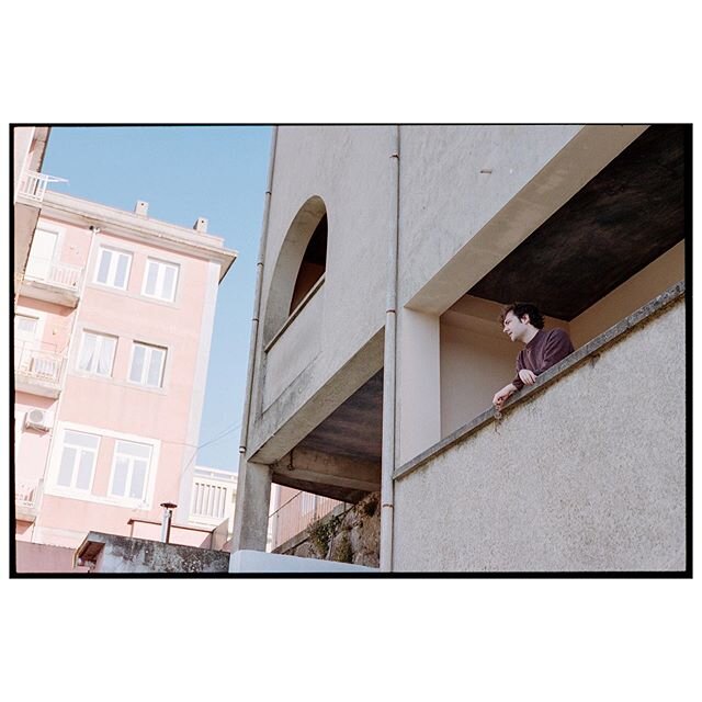 Porto on Portra 35mm film... #contaxg1 #contax #zeiss #portra400 #kodak #madewithkodak #ﬁlmsnotdead #ﬁlmisnotdead #staybrokeshootfilm #negativelabpro #kodakportra400 #35mmfilm