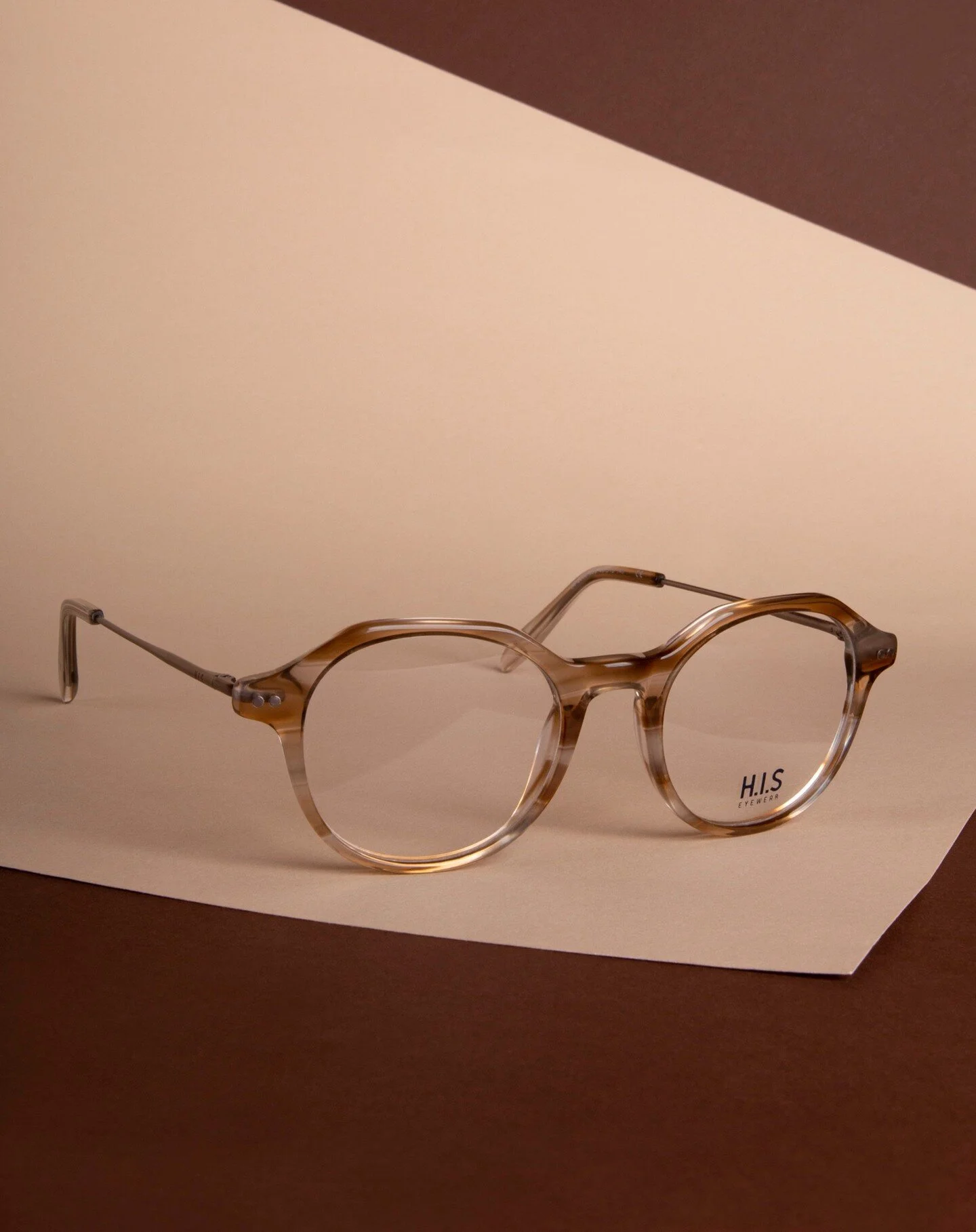 H.I.S Eyewear 

@hiseyewear @gleraugnagalleri @#eyewear #berlineyewear #berlinbusiness #germanbusiness #berlinartscene #productphotography #commercialphotography #commercialphotographer #productphotographer #godox #godoxlighting #blitz #blitzlicht #c