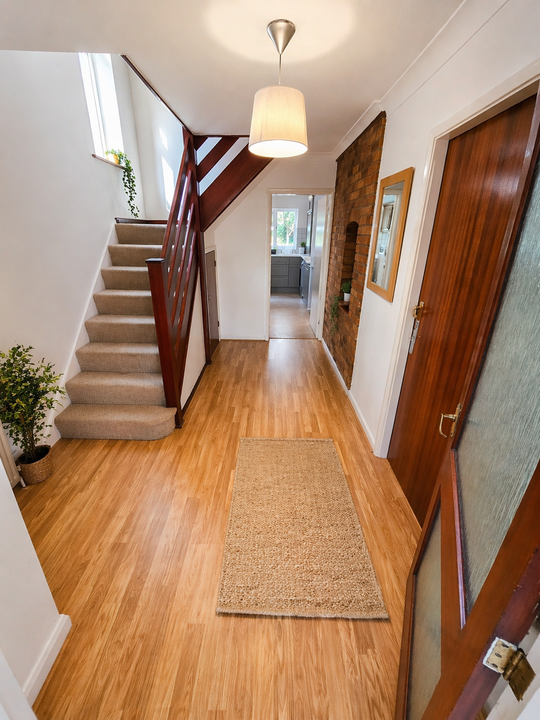 Entrance hallway.png