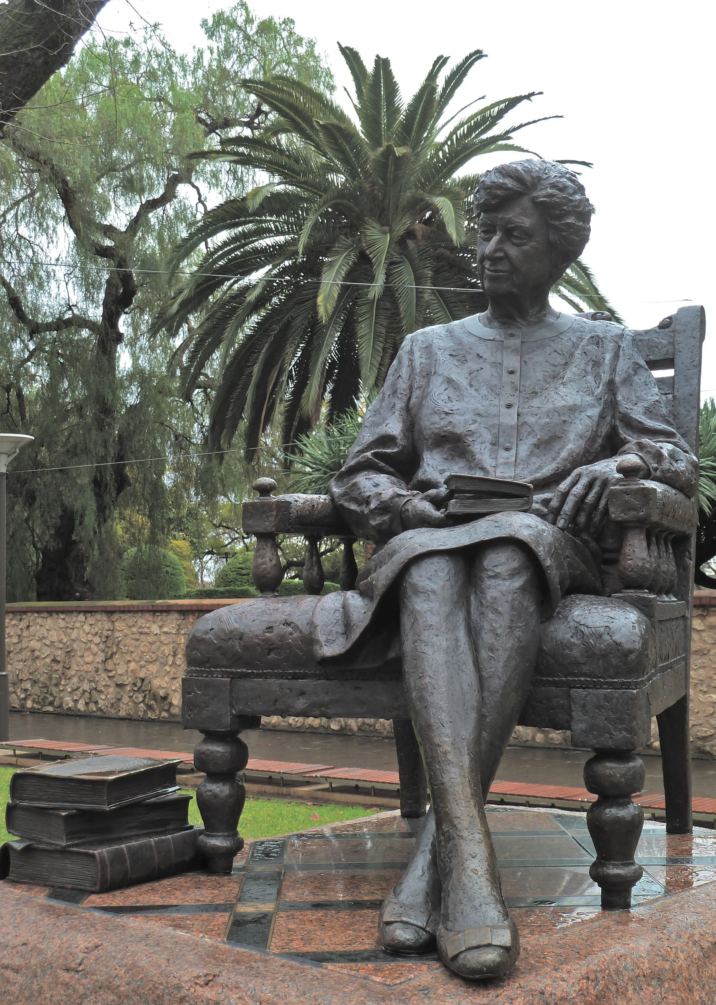  Jean, Lady Bonython (1891-1977)…