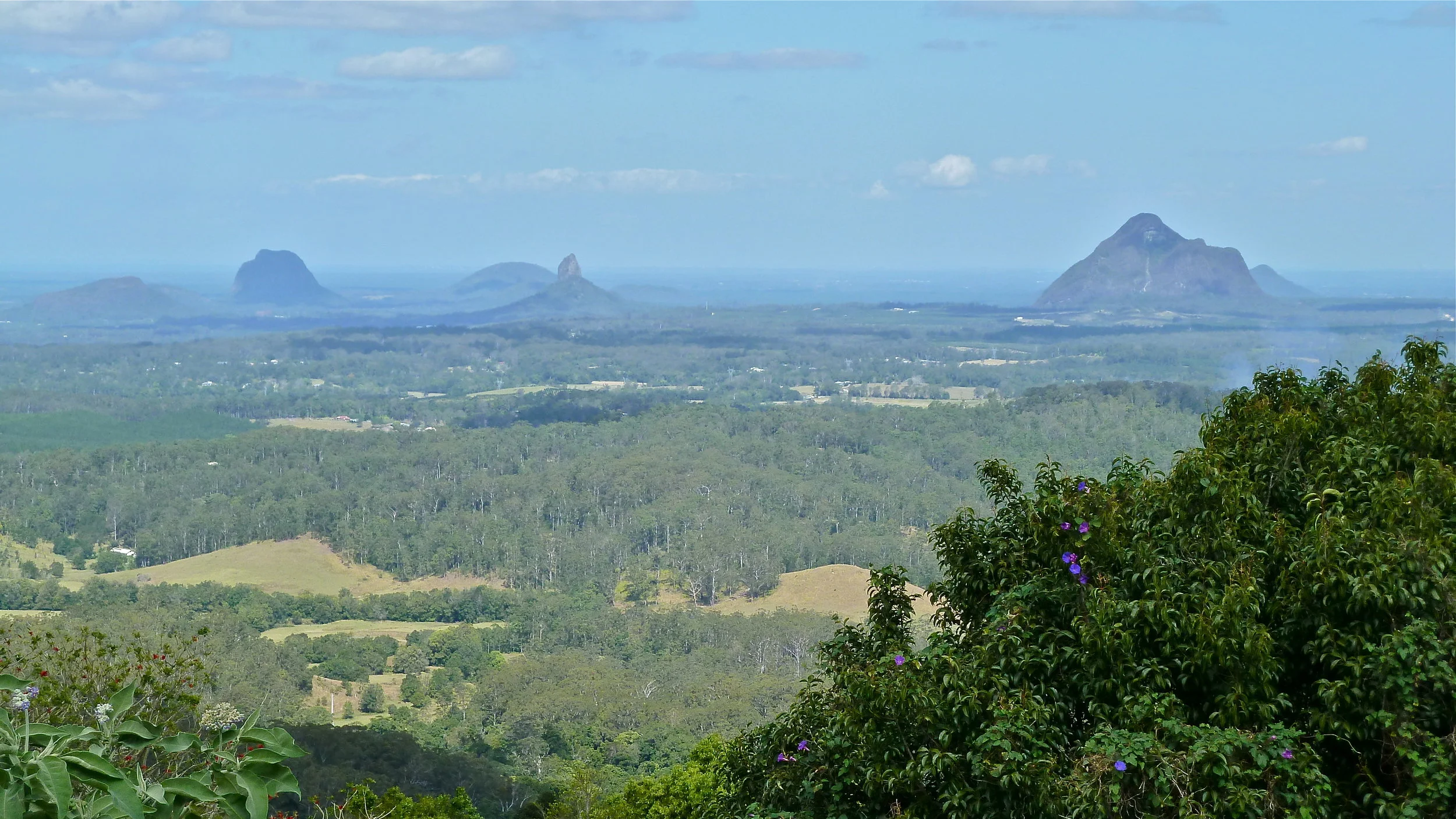 Sep: Glass House Mountains, Queensland