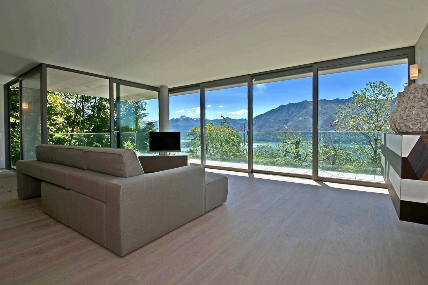 Luxury apartment lake Maggiore, Switzerland for sale