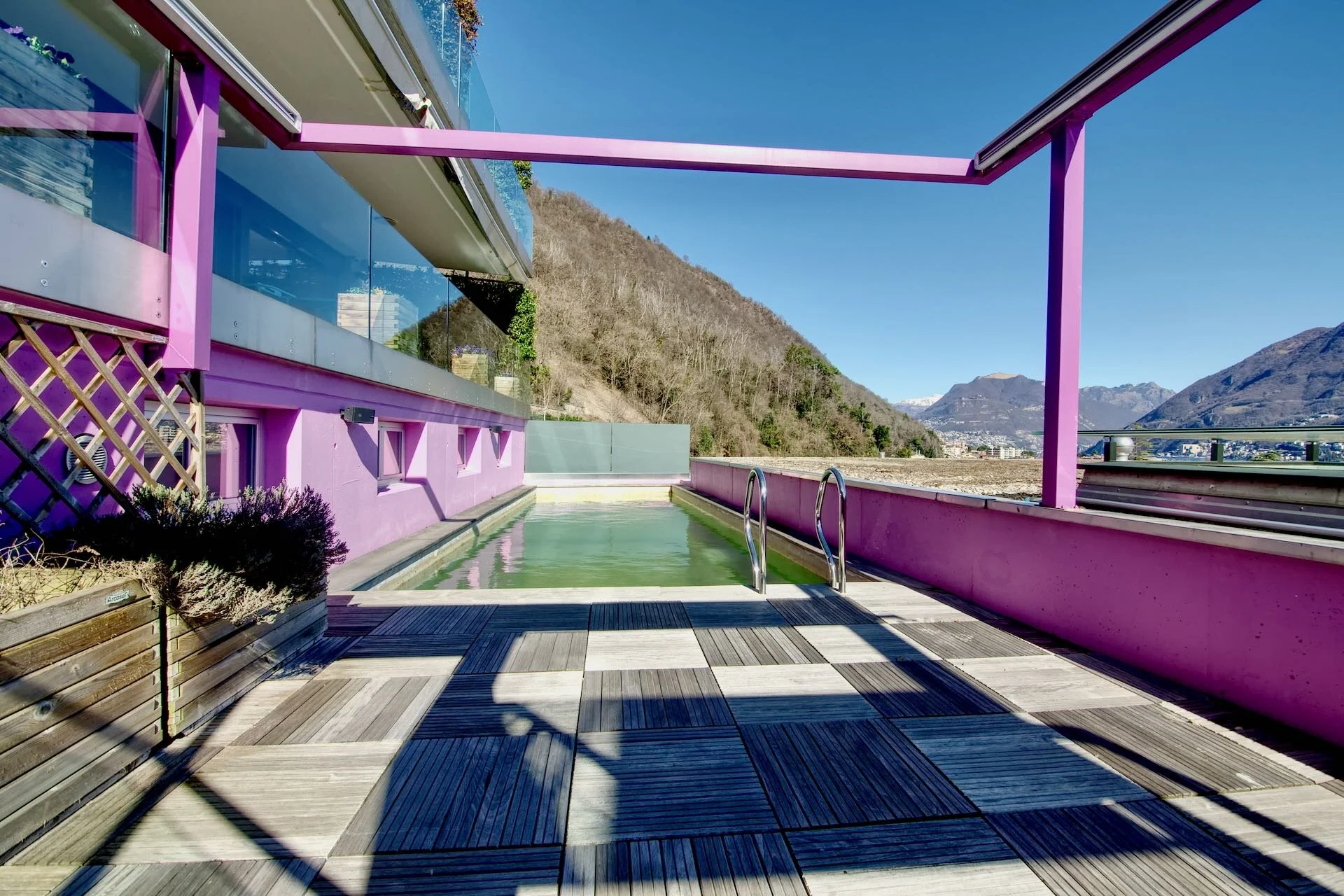 In mezzo al verde e vista lago - L'esclusività di vivere a Melide