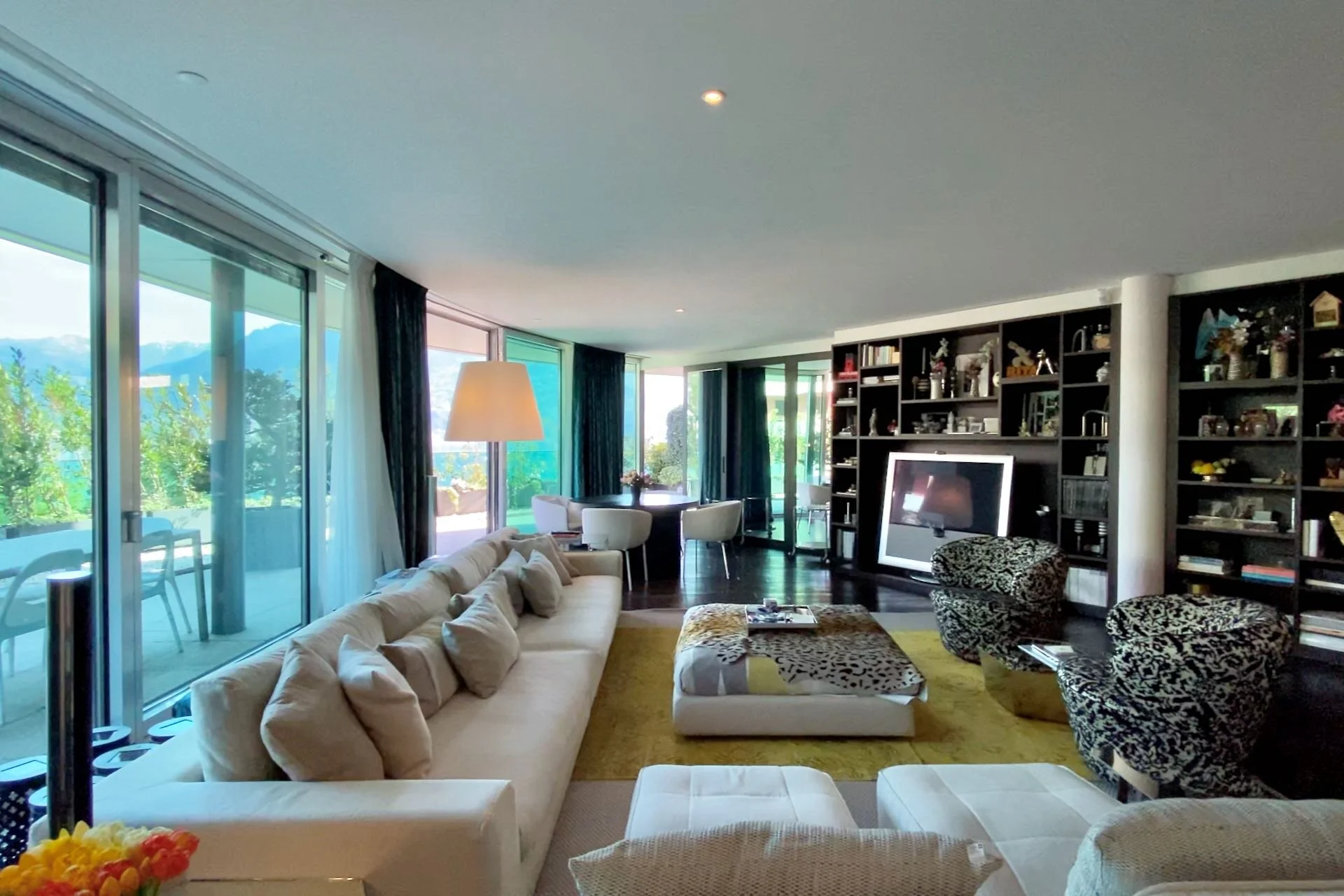 Best address in Lugano Paradiso - Modern & luxury living with lake view